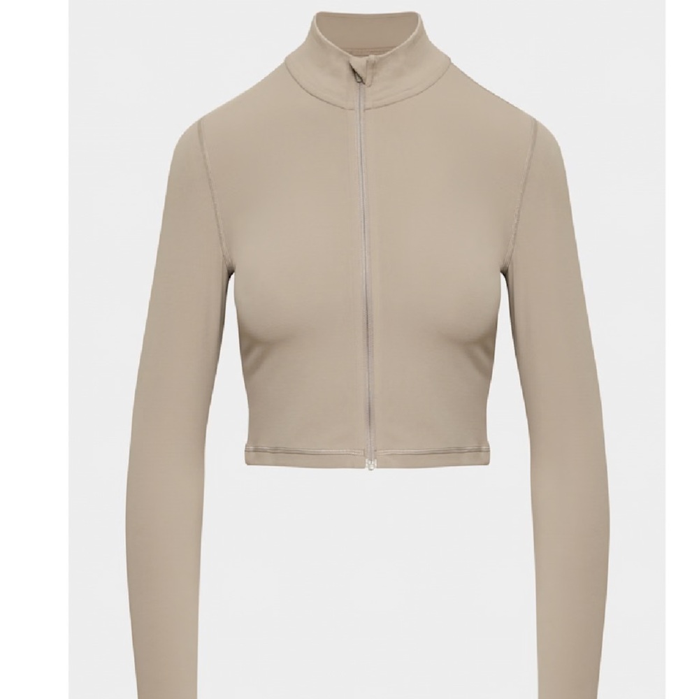 Aritzia Golden Butter Limit Zip Longsleeve